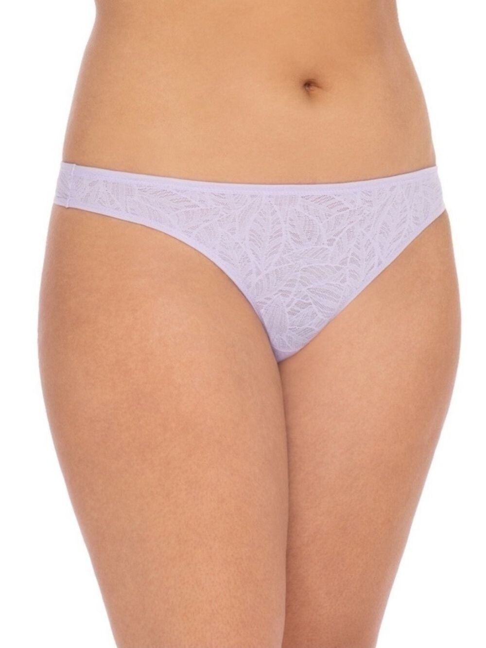Secret Treasures lavender lace thong panty size small (4-6)